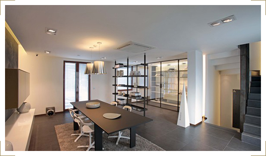 青島辦公室裝修、青島辦公室裝飾,請(qǐng)致電榮峰裝飾設(shè)計(jì)！